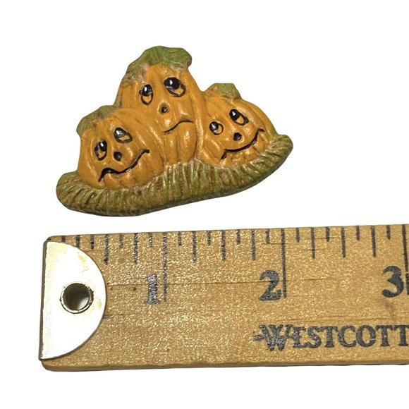 Vintage Three Pumpkins Jack O Lanterns Refrigerator Magnet Halloween - Picture 3 of 3